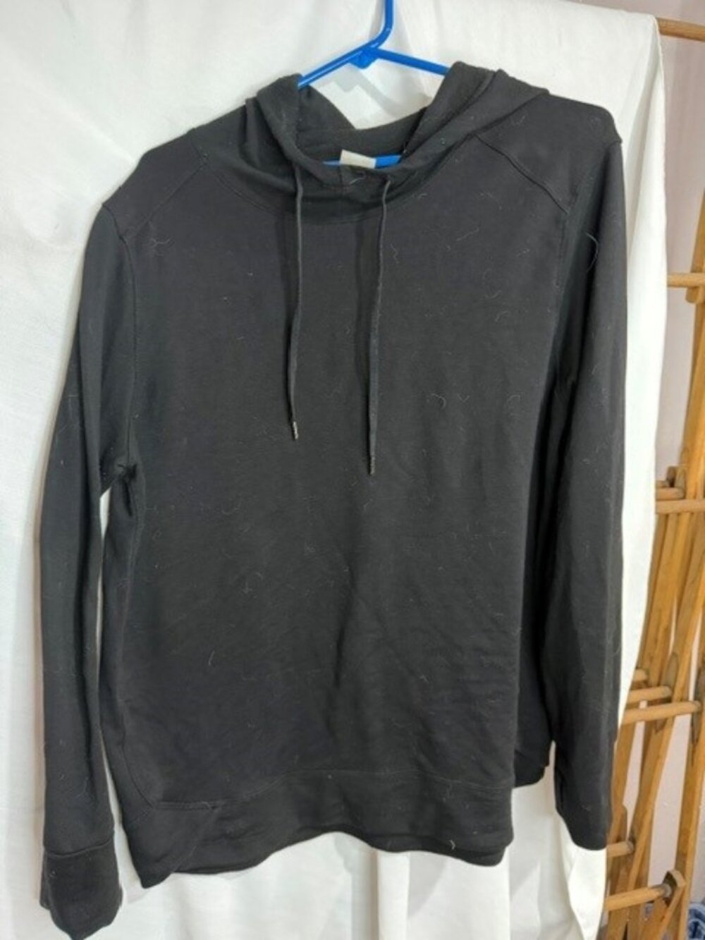 Athletic Works Black hoodie with thumb holes - size large